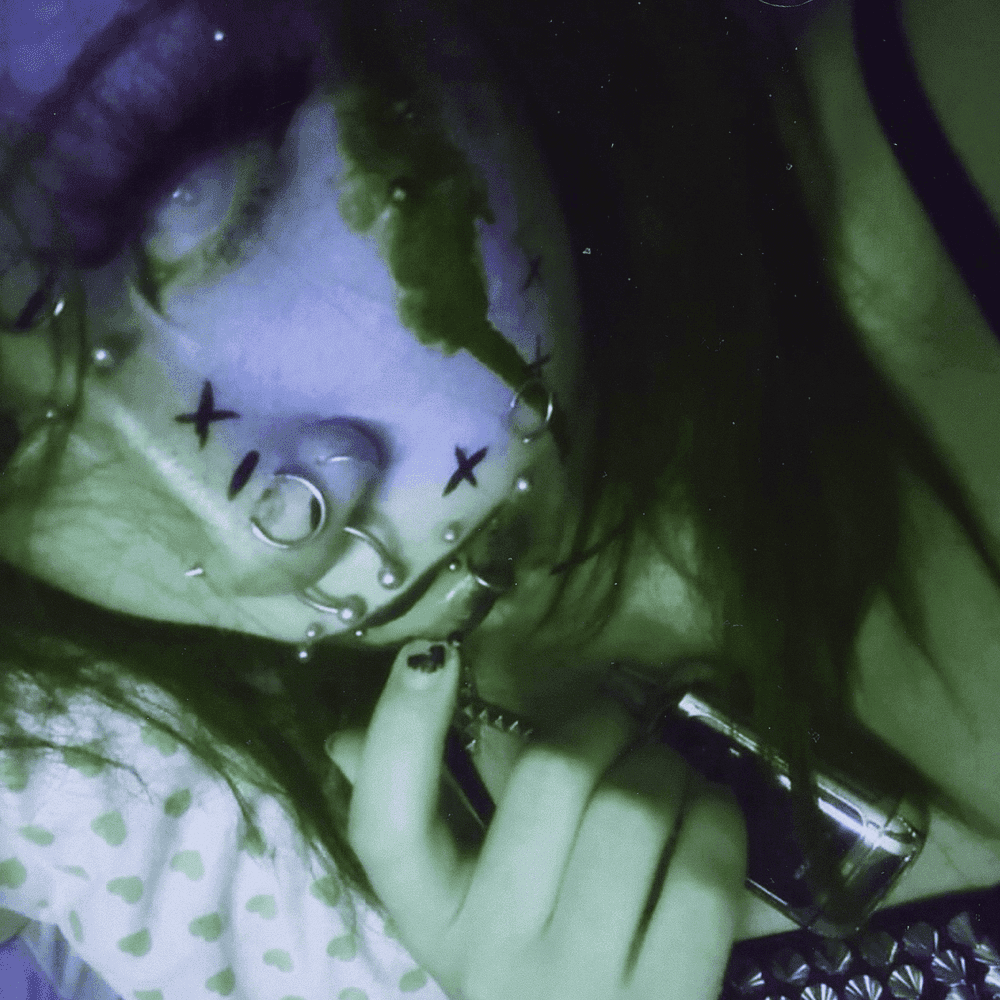 Album cover art for "Zombie Girl </ 3" by 2ooDark