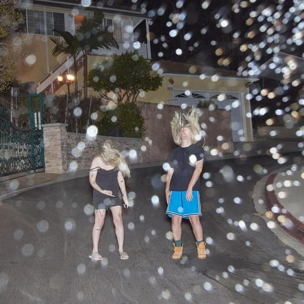 Album cover art for "mememe" by 100 gecs