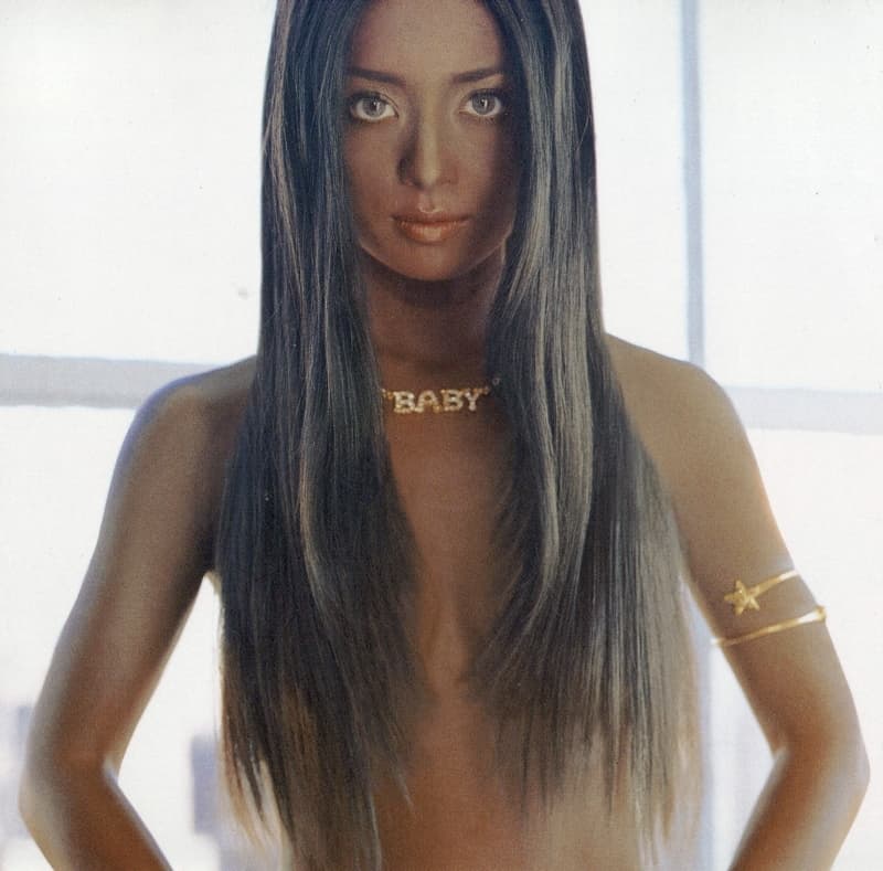 Album cover art for "​appears" by 浜崎あゆみ (Ayumi Hamasaki)