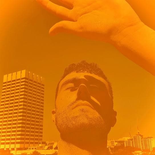 Album cover art for "Hannah (the sun)" by Fred again..