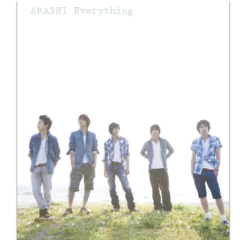 Album cover art for "Everything" by 嵐 (ARASHI)