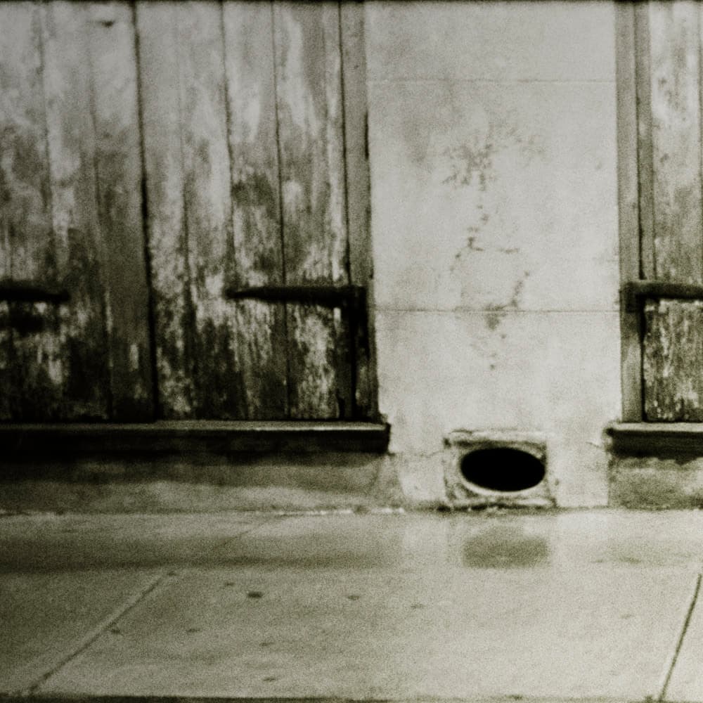 Album cover art for "28 Ghosts IV" by Nine Inch Nails