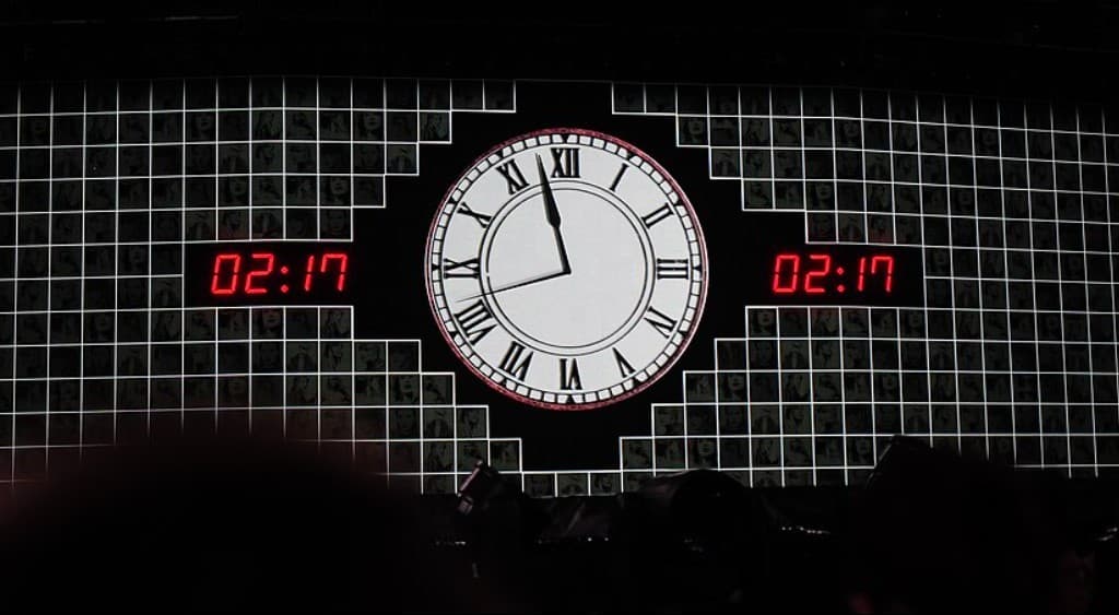 More Than a Pop Star: How Taylor Swift Redefined the Music Business in 2025