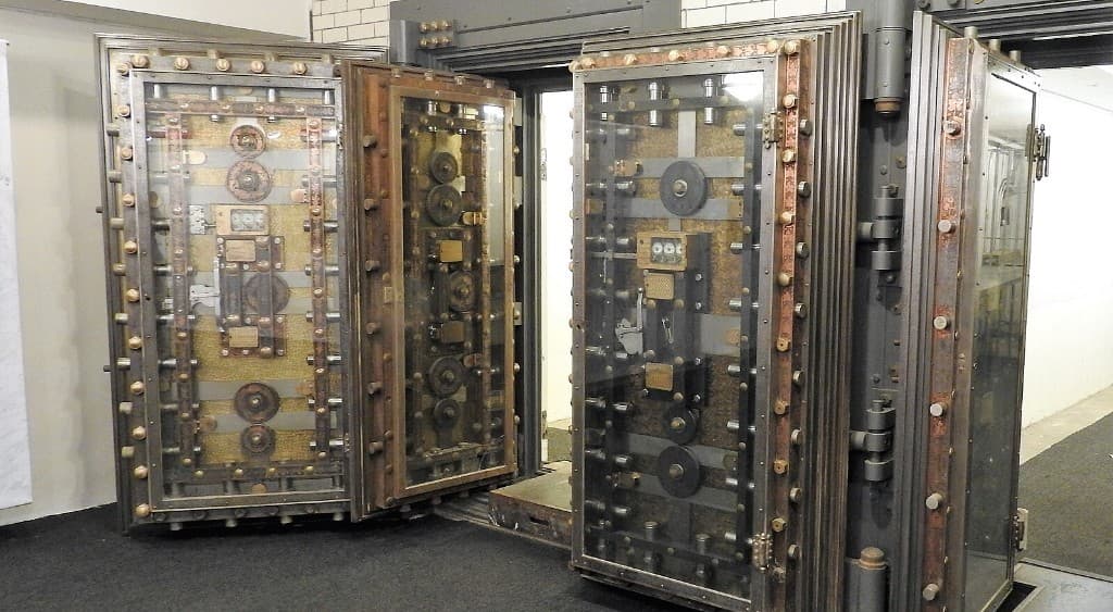 Locked in the Vault: The Greatest Albums You’ll (Probably) Never Hear and Why They Stay Hidden