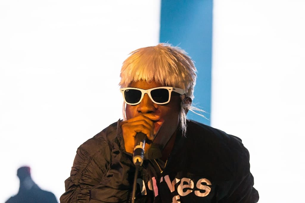 The Tragic Truth Behind ‘Hey Ya!’: How OutKast Tricked the World into Dancing to a Breakup Anthem