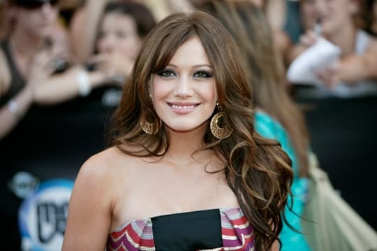 Hilary Duff’s "Roommates" is the Grown-Up, Messy, Taylor-Esque Anthem We Didn’t Know We Needed