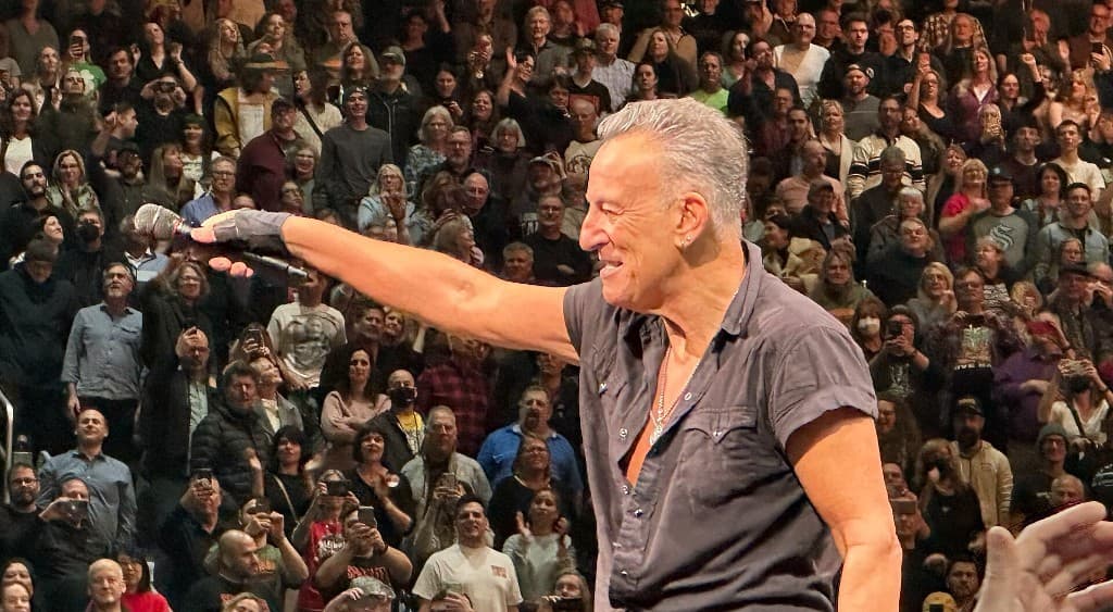The Boss vs. The Border: Inside Springsteen’s Searing Anti-ICE Plea in Red Bank
