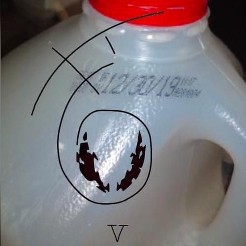XXPOILD MILK