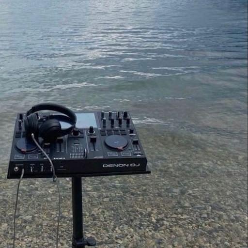 “AUDIO”