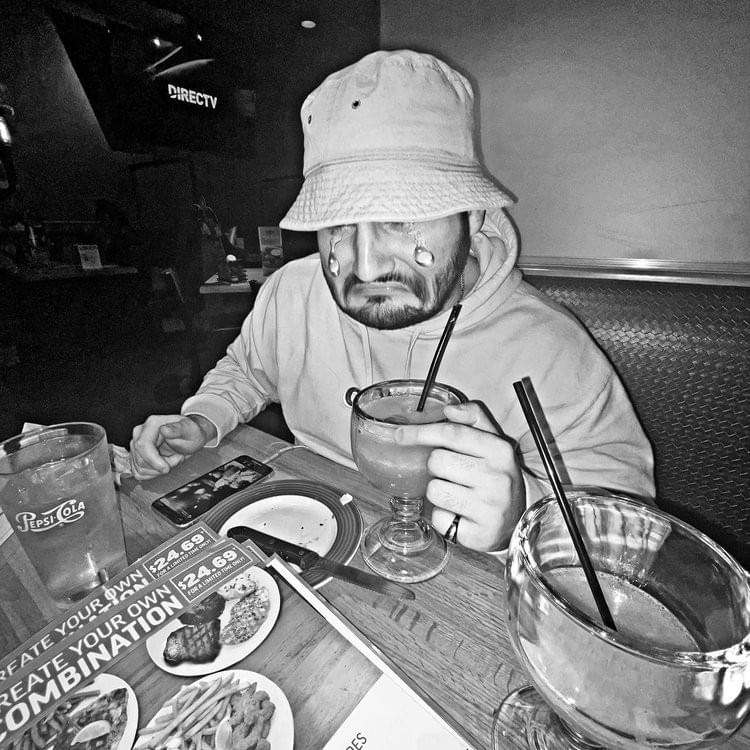 Crying in the Applebees