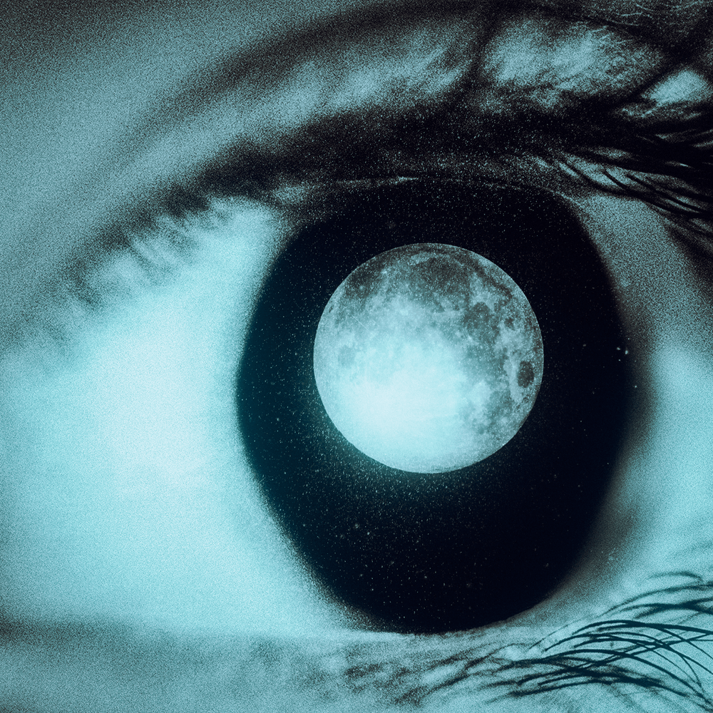 луна цвета цинка (zinc colored moon)
