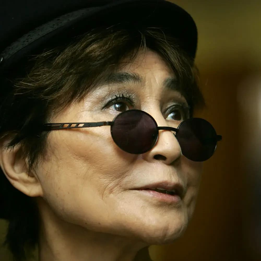 Photo of Yoko Ono
