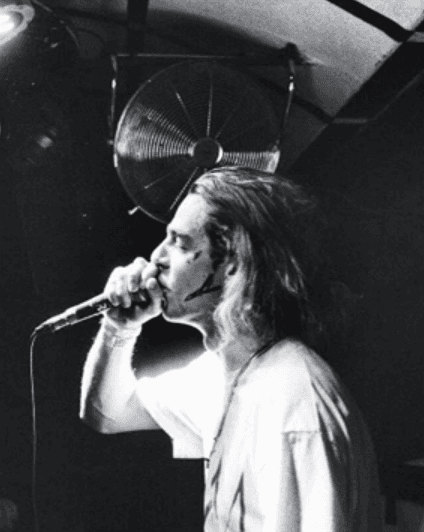 Album cover art for "KRVÁCEJ NA ZEMI" by P T K