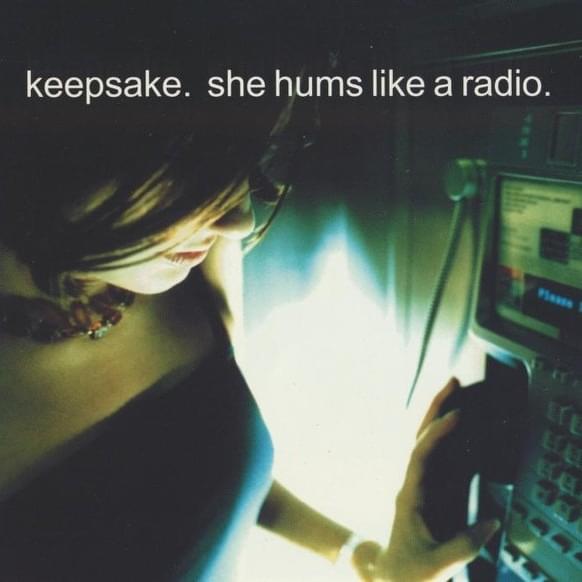 She Hums Like a Radio