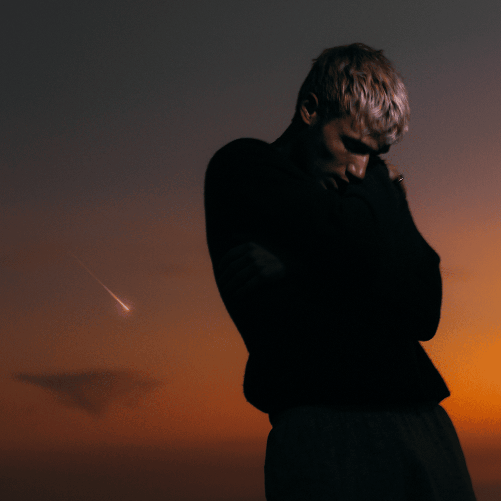 love is not dying (Deluxe)