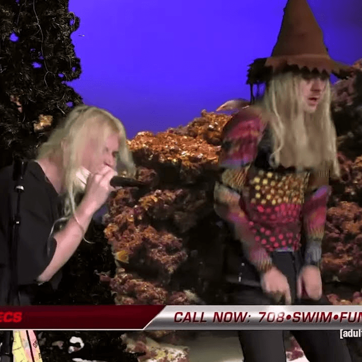 Album cover art for "800db cloud (live at fishcenter)" by 100 gecs