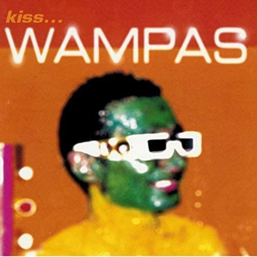 Kiss...
