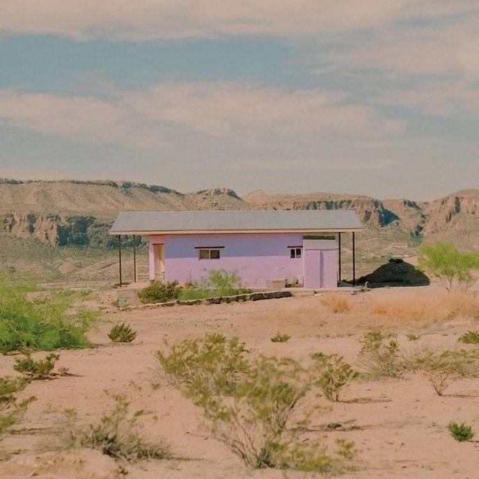 we’re having a barn dance (deluxe)