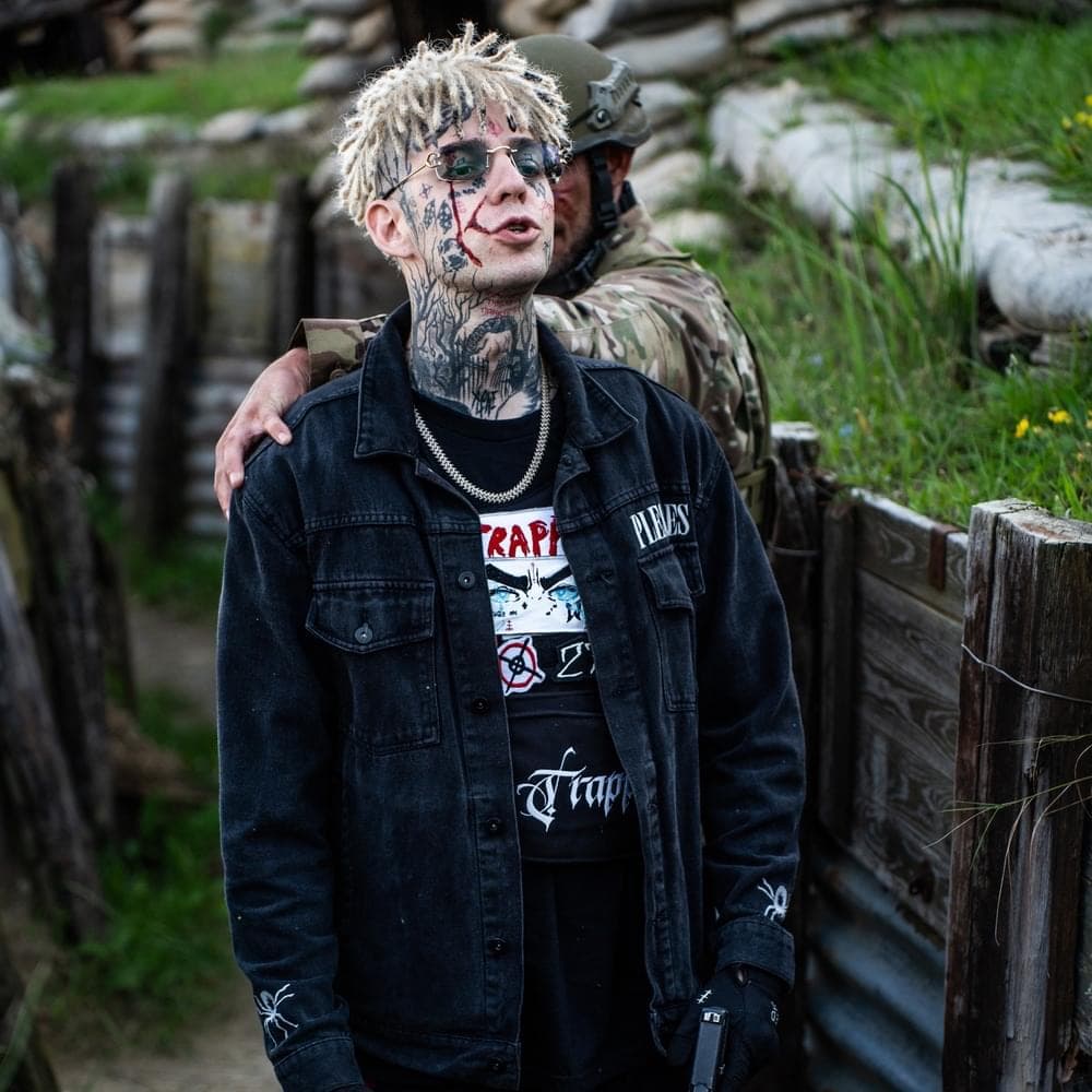 Album cover art for "SILENT KILL" by P T K