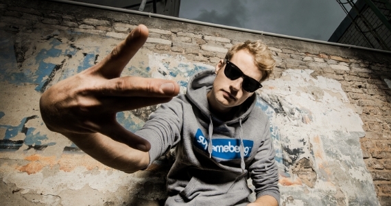 Vs. BattleBoi Basti — [RR Finale VBT Splash!-Edition 2012] by Weekend