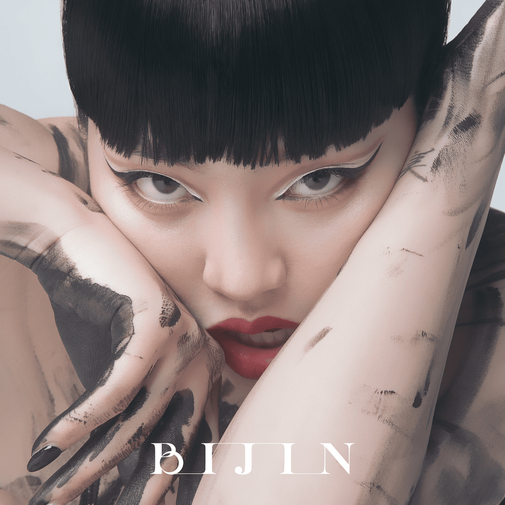 美人 (BIJIN)