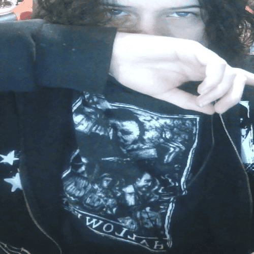 Album cover art for "froze" by e_2bloody