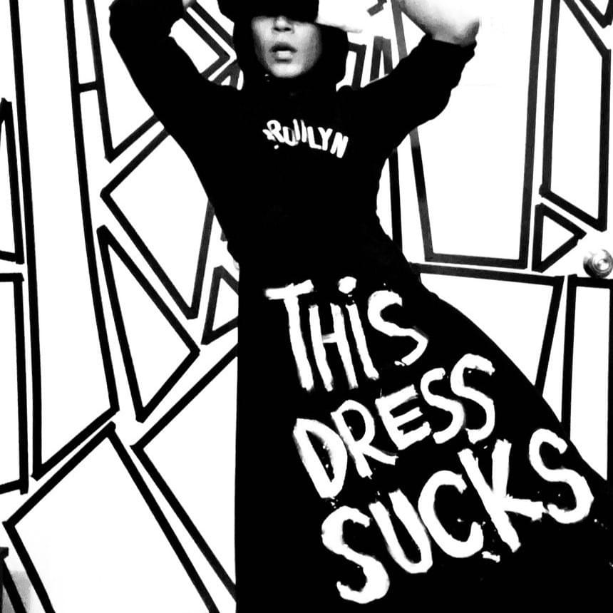 This Dress Sucks