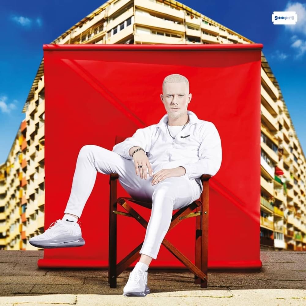Albinos