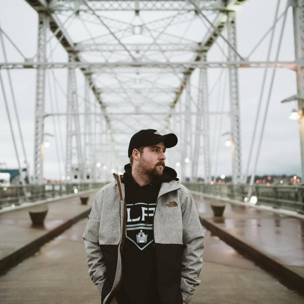 Cory Wells Profile Picture Photo of Cory Wells